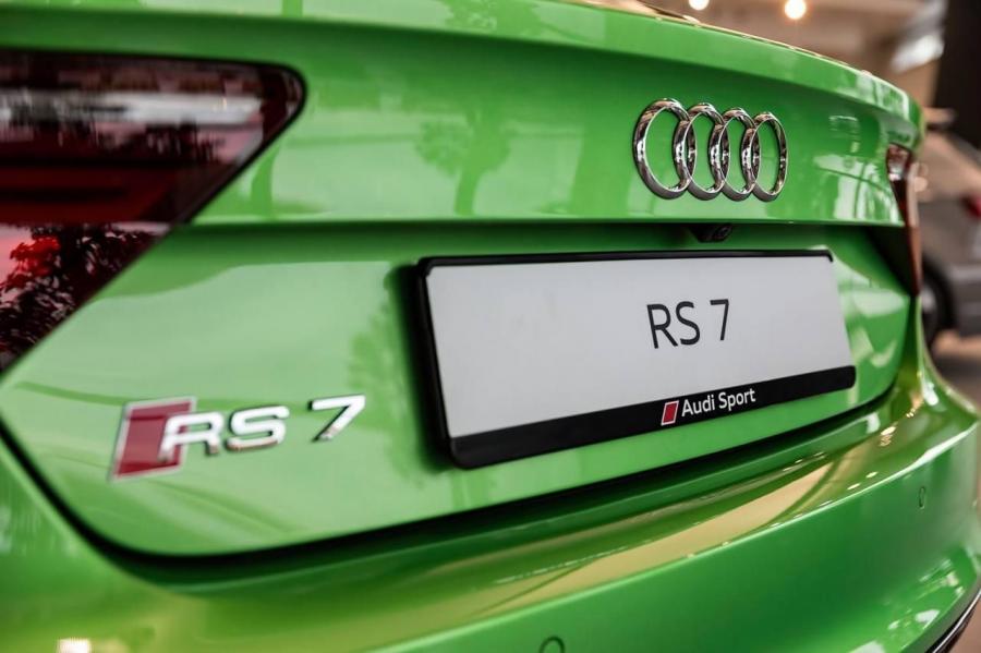 Детали экстерьера Audi RS7 Sportback by Audi Exclusive 2015 года  (фото 11 из 12)